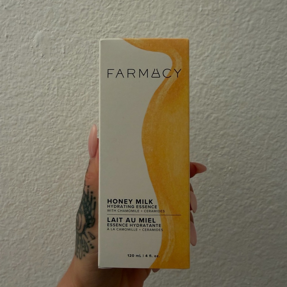 Farmacy Honey Milk Hydrating Essence - Full Size
